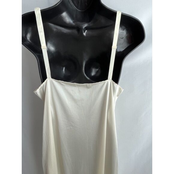 Vintage Bali Cream White Nylon Nightgown Chemise Size 8 Lace Trim Romantic Retro - Picture 6 of 11